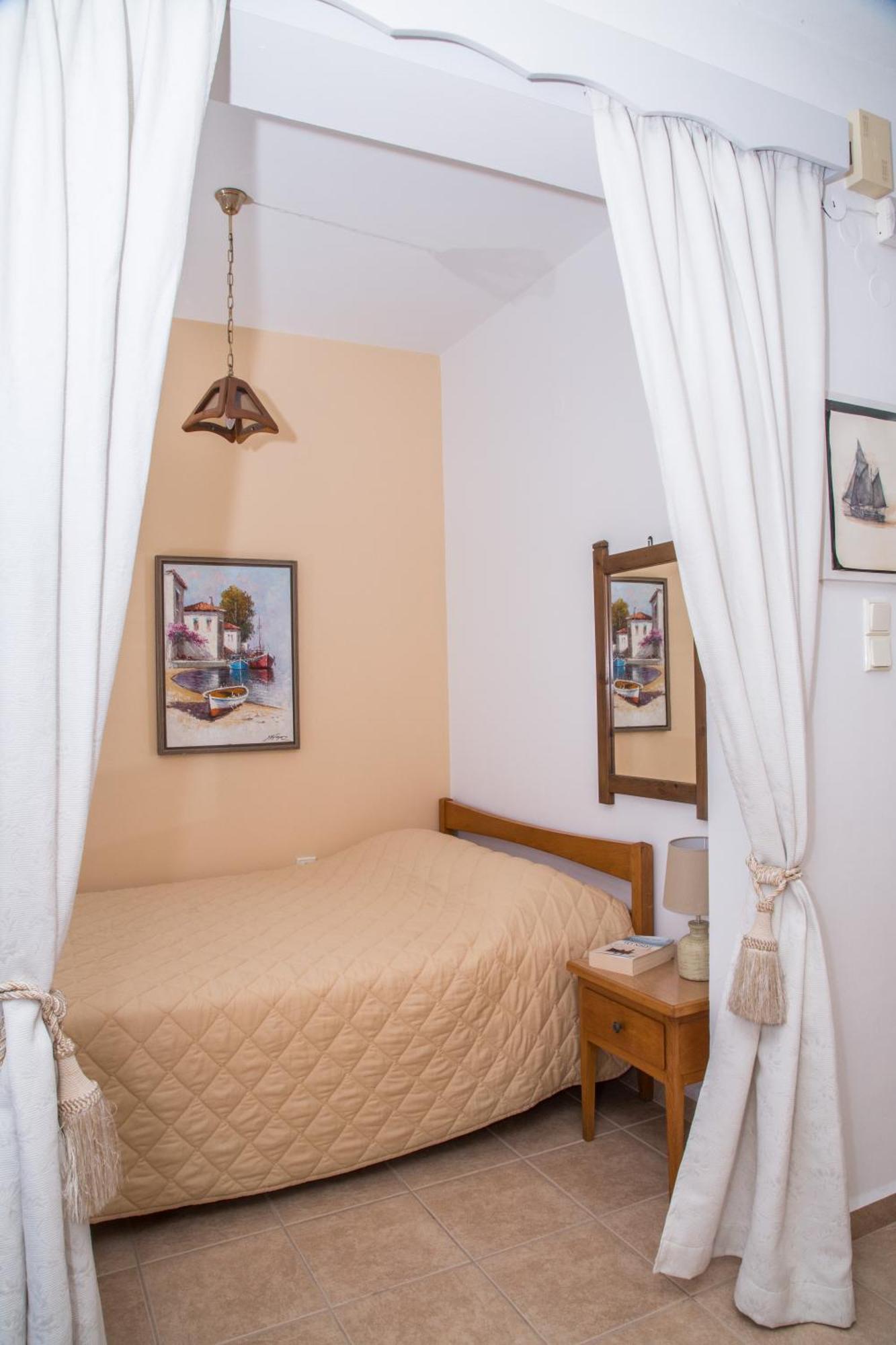 Hotel Elena Алинда Экстерьер фото