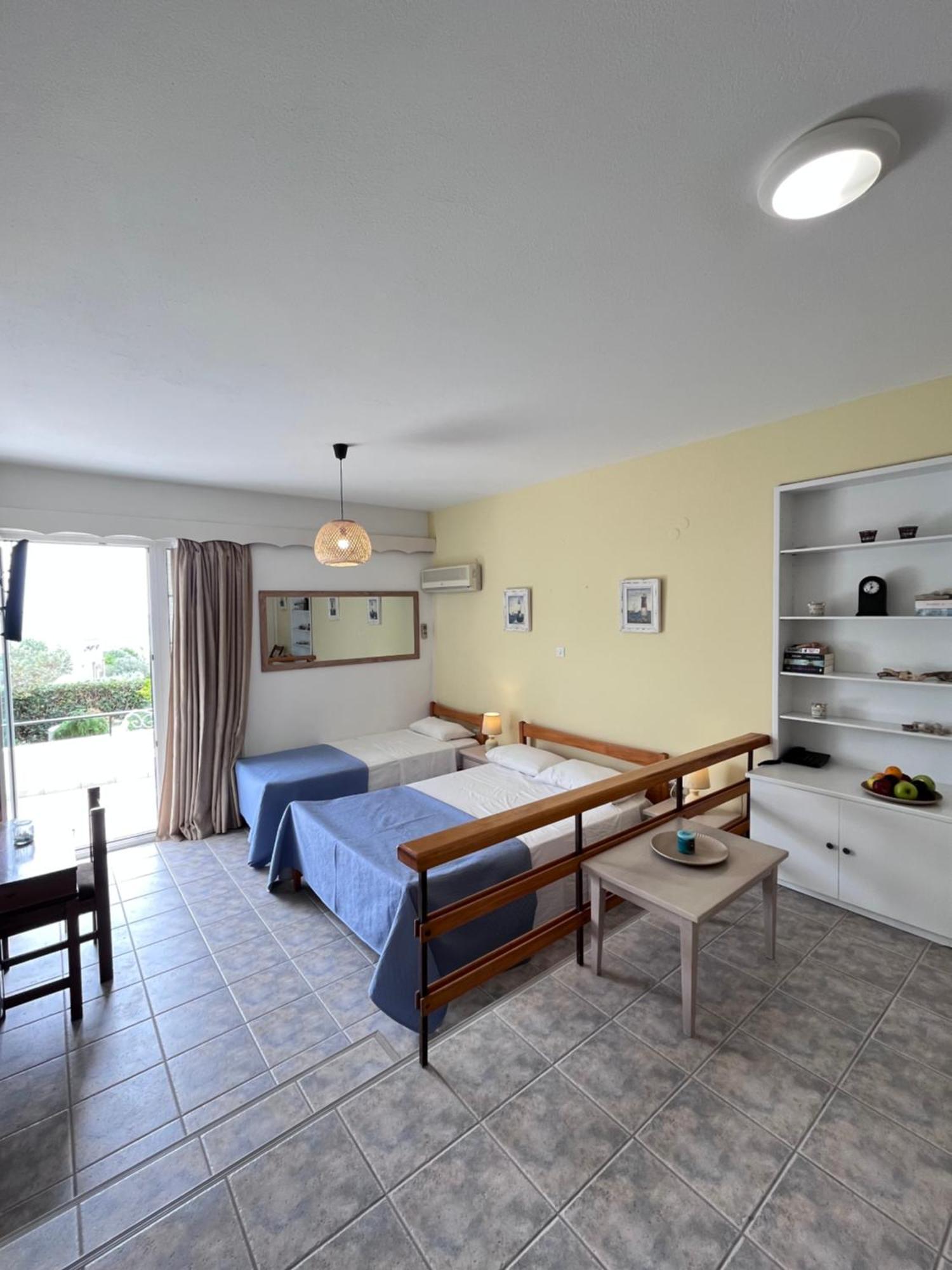 Hotel Elena Алинда Экстерьер фото