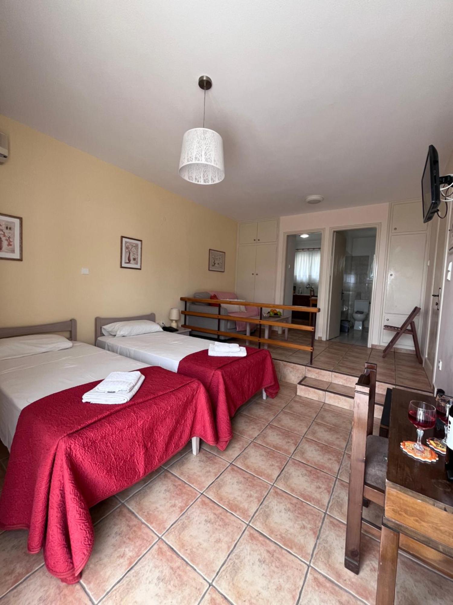 Hotel Elena Алинда Экстерьер фото